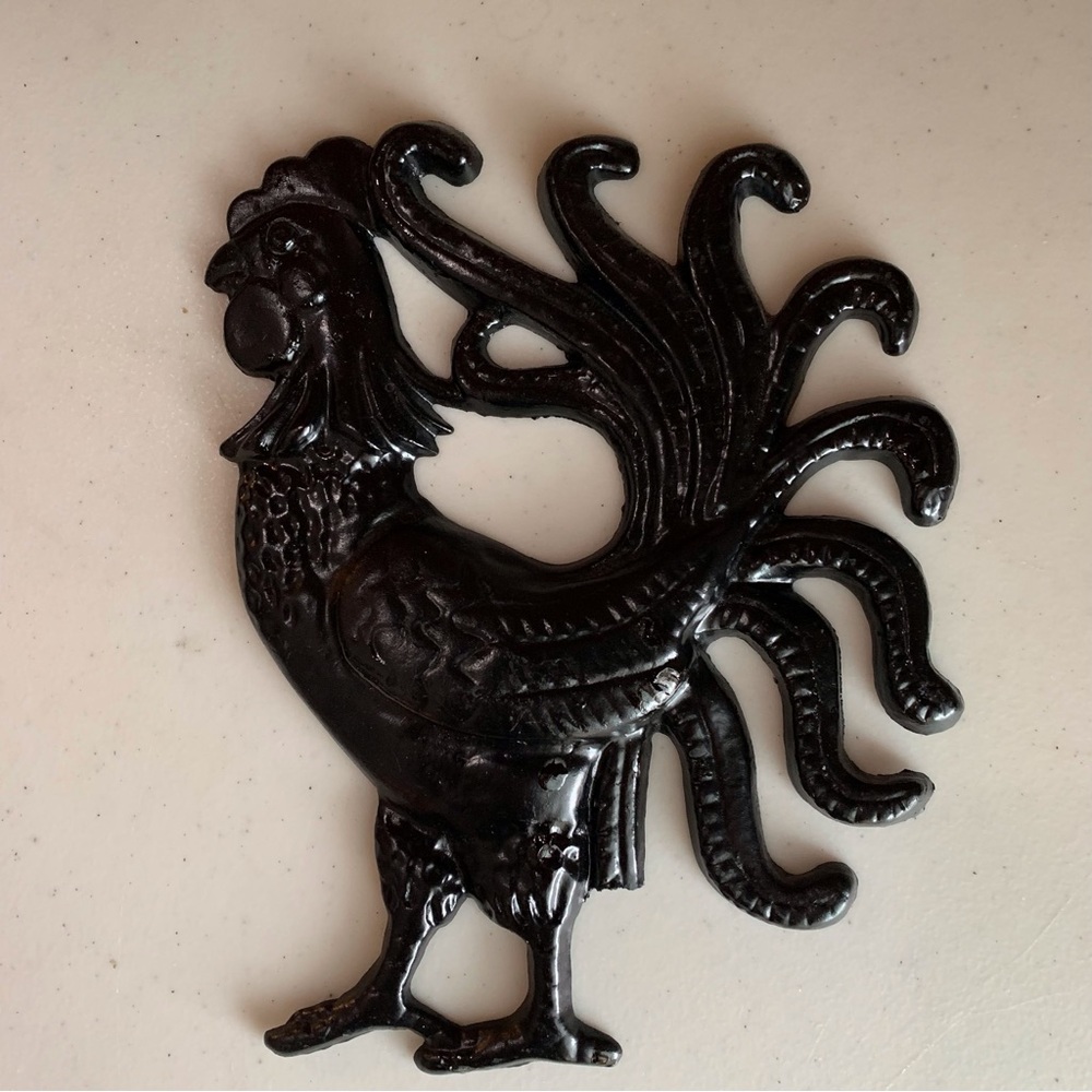 Vintage Cast Iron Black Rooster Wall Decor Set - Picture 2 of 6